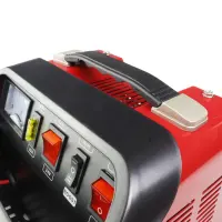 Autobatterie Ladegerät mit Boost 12V / 24V  20-225Ah